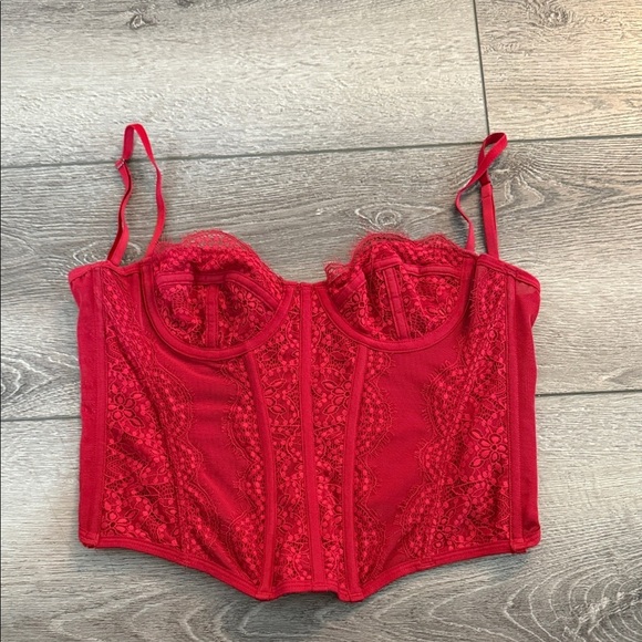 Out From Under Modern Love Corset small red - Picture 2 of 5